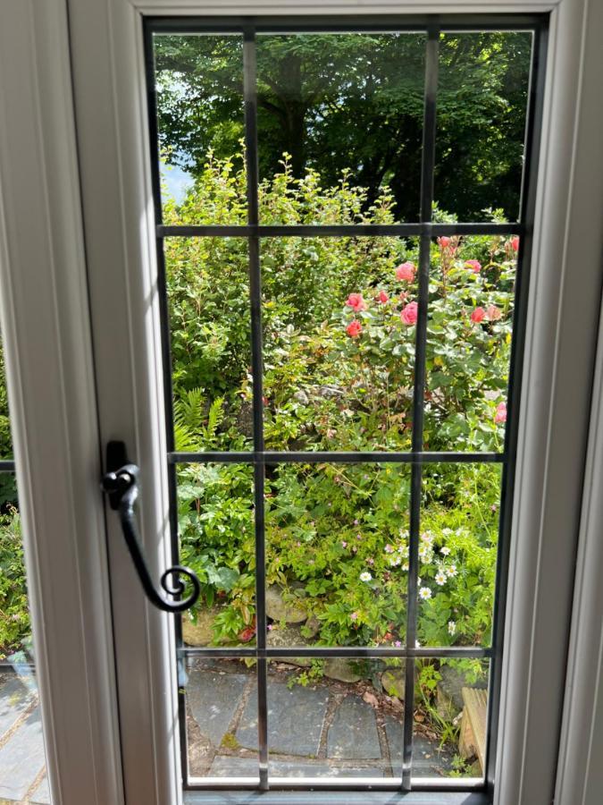 Beautiful Ancient Stone Cottage, Local Walks & Pub! Conwy Exteriör bild